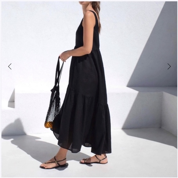 AYR Dress Magic Hour Maxi Sleeveless Crinkle Tiered Chic Minimalist Black Small - Picture 2 of 10